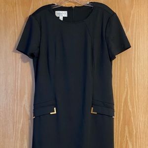 Donna Morgan women’s  Dress size 14